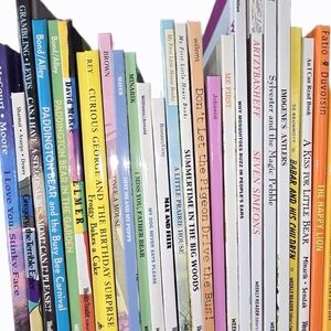 25 Colorful Children's‎ Book Collection Weekly Reader Hard Cover Excellent Cond